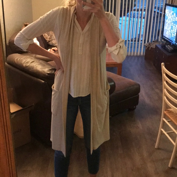 Sweaters - Long sleeveless cardigan Sweaters - Long sleeveless cardigan